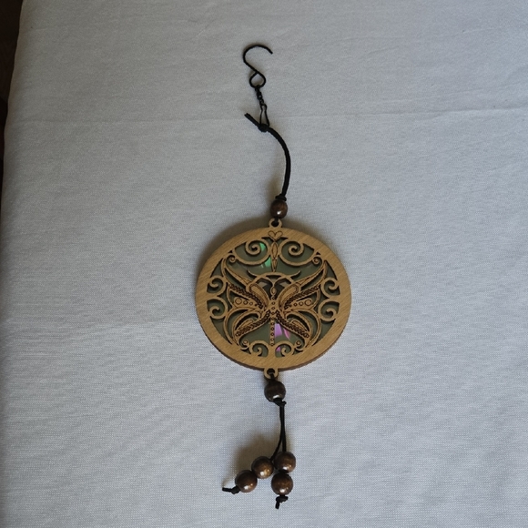 NEW Butterfly Laser Cut Wood Suncatcher - Picture 2 of 4